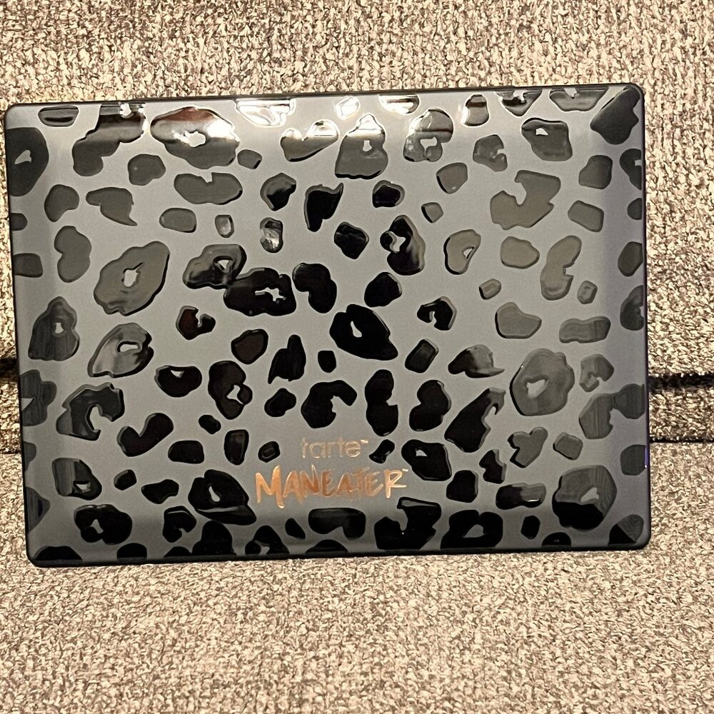 BRAND NEW Tarte Maneater After Dark Eyeshadow Palette - Picture 4 of 5
